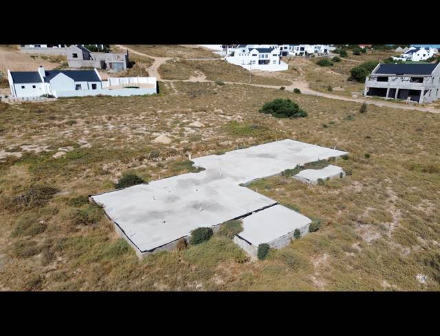 818M² VACANT LAND FOR SALE IN DA GAMA BAY